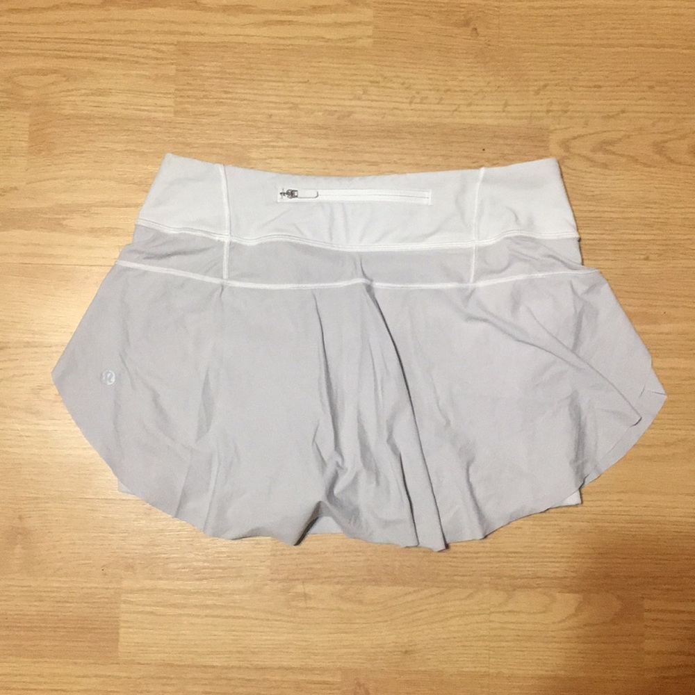 Lululemon Light Grey Skirt Size 4